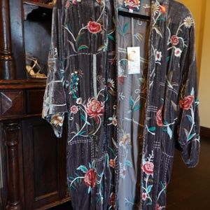 Johnny Was Velvet kimono Size Med Grey